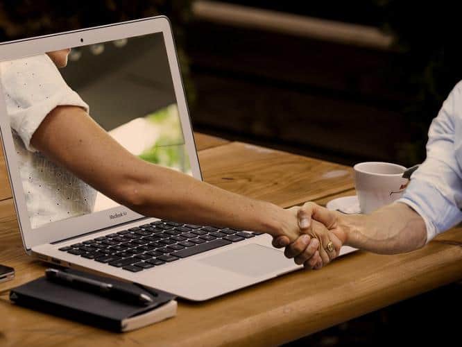 Advantages-of-social-media-for-students